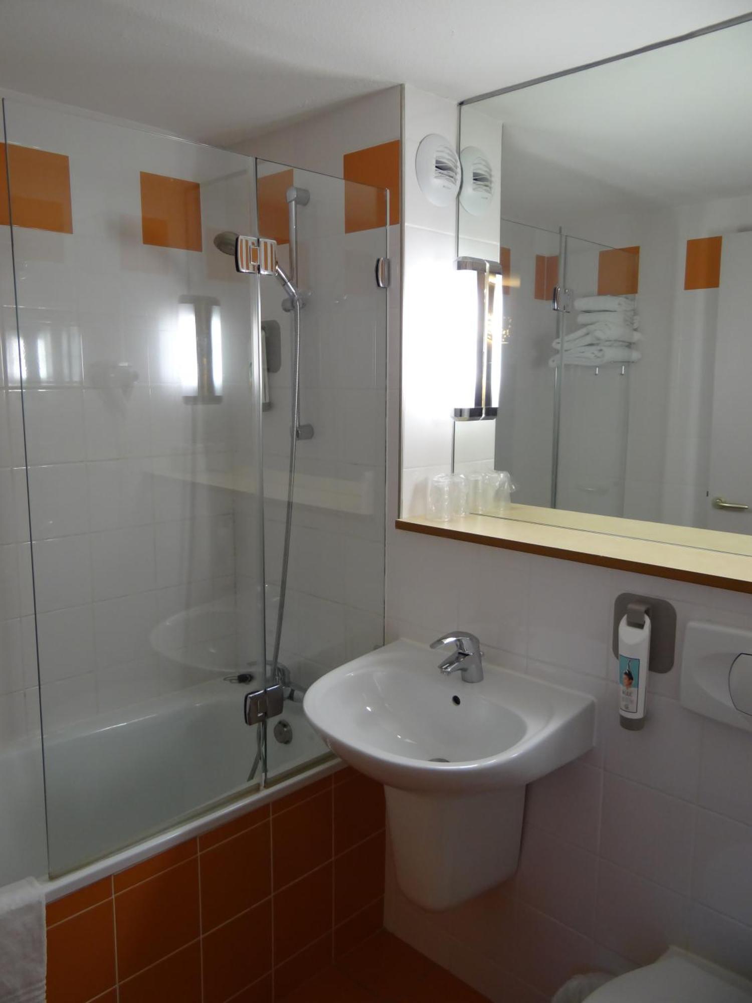 Ibis Styles Perigueux Trelissac Hotell Rom bilde